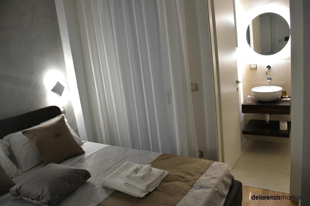 Les 3 Chambres Lecce Luaran gambar