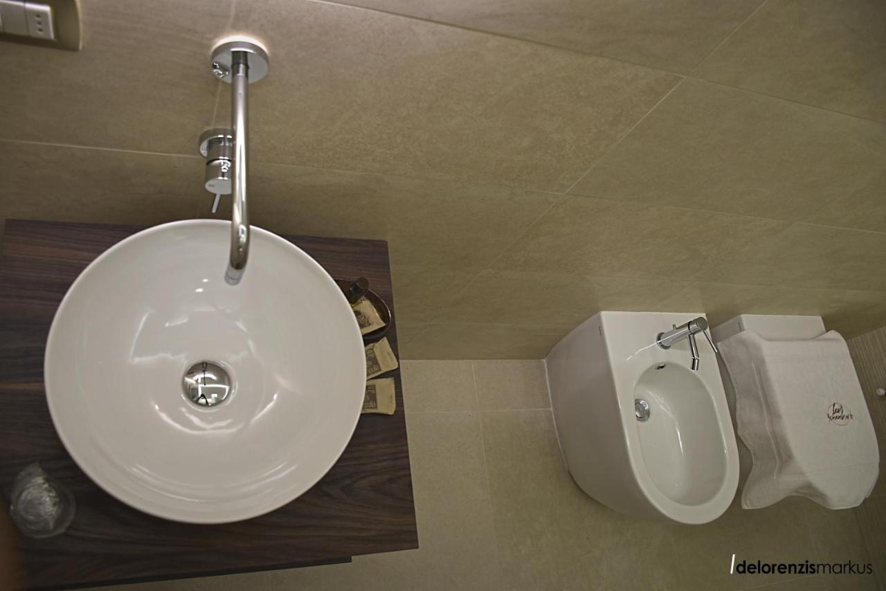 Les 3 Chambres Lecce Luaran gambar