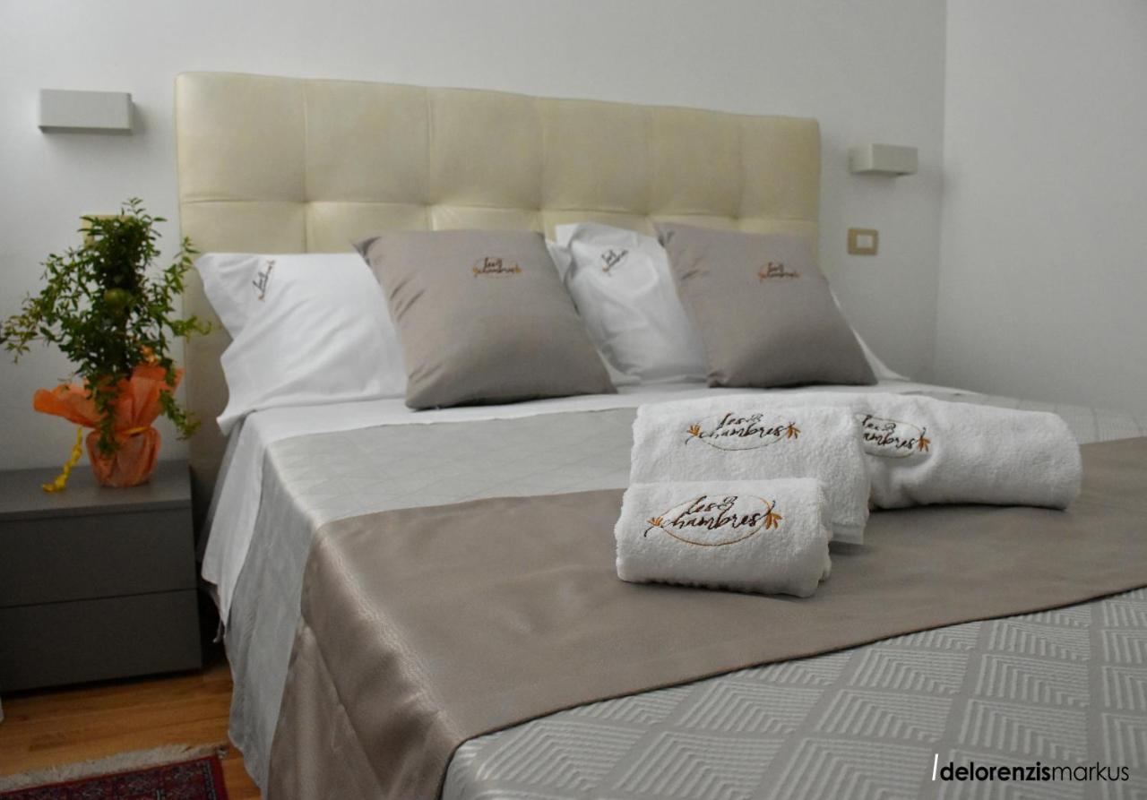 Les 3 Chambres Lecce Luaran gambar