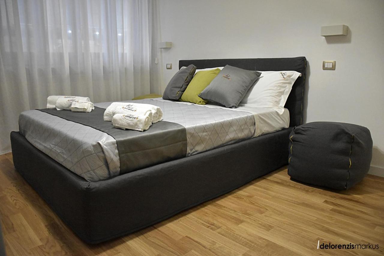Les 3 Chambres Lecce Luaran gambar