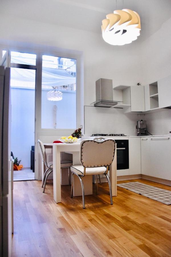 Les 3 Chambres Lecce Luaran gambar